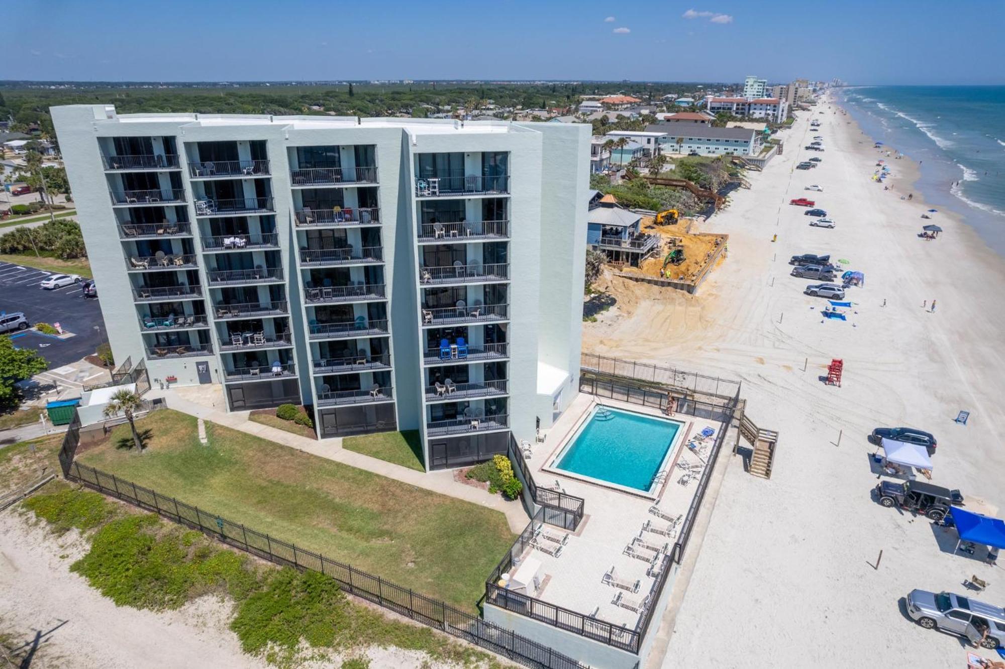 Ocean View With A Beachfront Pool At Ocean Trillium Condo ~ 702 New Smyrna Beach Kültér fotó