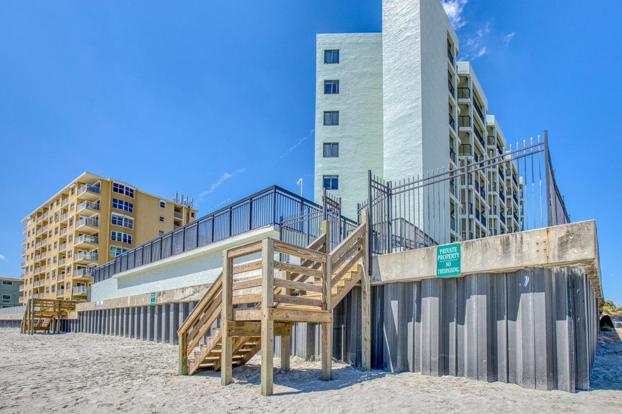 Ocean View With A Beachfront Pool At Ocean Trillium Condo ~ 702 New Smyrna Beach Kültér fotó